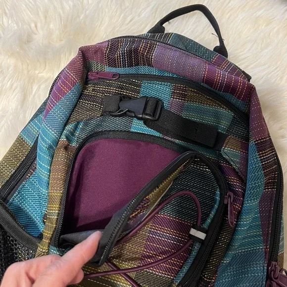 Dakine‎ GirlsTurquoise Purple Green Grom 13L Girls Backpack - Picture 3 of 14